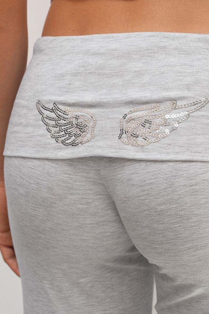 Cuffed pants with wings – Subdued
