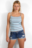 Scoop neck top