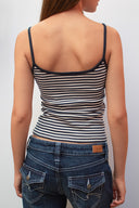 Scoop neck top