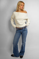 Boat neck sweater