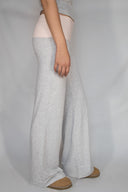Wide-leg pants with cuffs