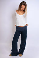 Wide-leg pants with cuffs