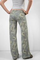 Wide-leg pants