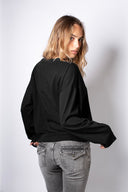 Long-sleeved crew-neck T-shirt