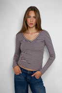 V-neck T-shirt