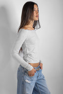 T-shirt with a boat neckline and lace