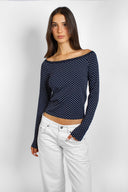 T-shirt with a boat neckline and lace