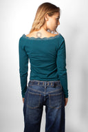 T-shirt with a boat neckline and lace